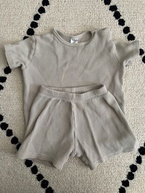 H&M Beige Waffle Knit Shorts Set